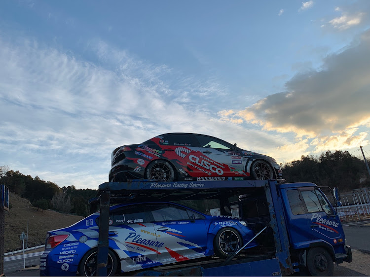 インプレッサのPleasure Racing Serviceさんが投稿したカスタム事例の投稿画像1枚目