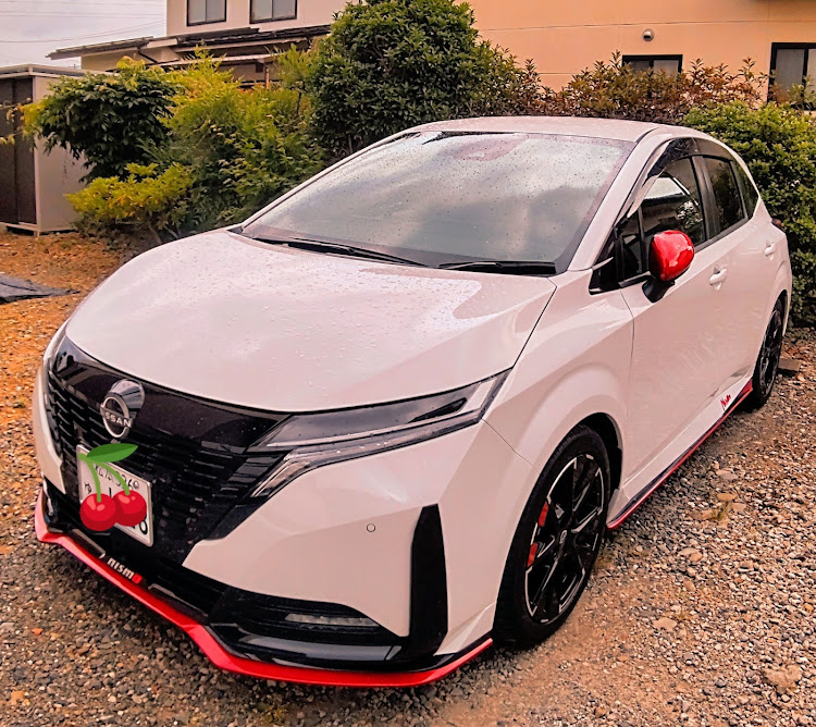 ノート オーラの夕焼けと愛車・ワンチューン💕に関するカスタム事例の投稿画像1枚目