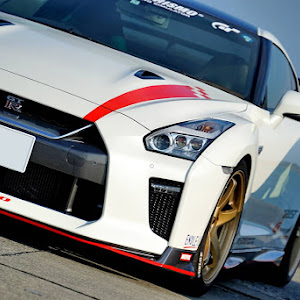 NISSAN GT-R R35