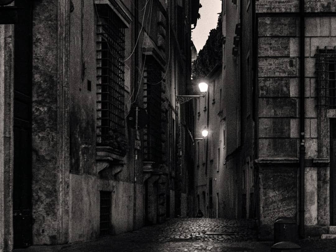 Roma black and white di veronica_dibia