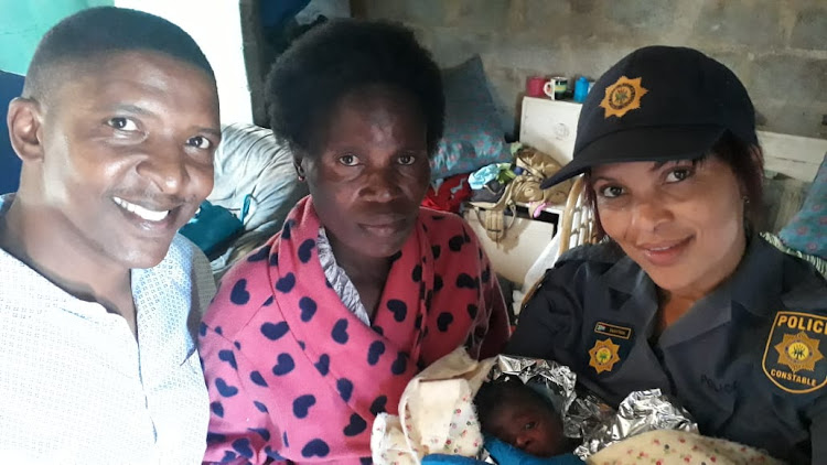 Two members of Kinkelbos police station assisted with the delivery of a baby boy in Colchester, Eastern Cape.