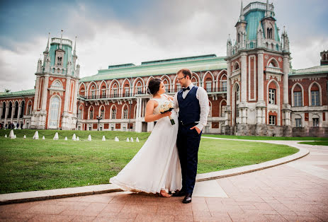 Fotógrafo de casamento Yuliya Klensheva (julsk). Foto de 23 de setembro 2020