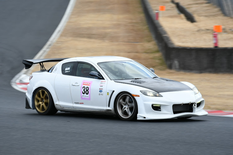RX-8のrx-8・サーキット走行会・遠征に関するカスタム事例の投稿画像3枚目