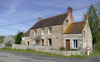 maison à La Ferrière-Béchet (61)