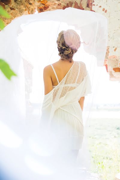 Fotógrafo de casamento Polina Chubar (polinachubar). Foto de 18 de abril 2018