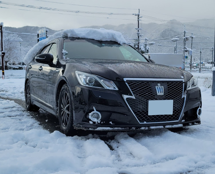 クラウンアスリートの雪と愛車・クラウンアスリート210系・workSCHWERT REGNITZ・テイン車高調に関するカスタム事例の投稿画像1枚目
