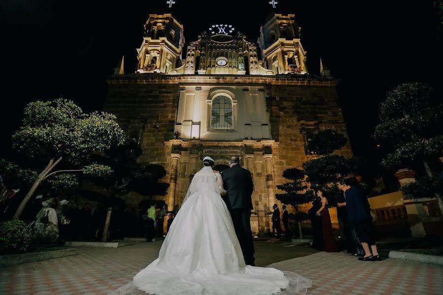 Fotograf ślubny Perla Salas (salas). Zdjęcie z 7 stycznia 2018