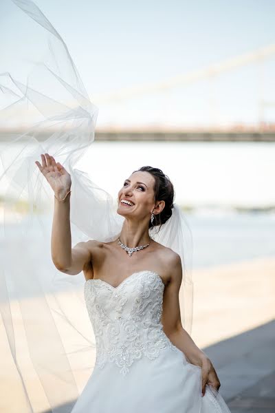 Fotógrafo de casamento Anton Trocenko (trotsenko). Foto de 19 de junho 2019