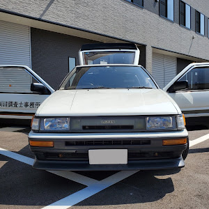 カローラレビン AE86