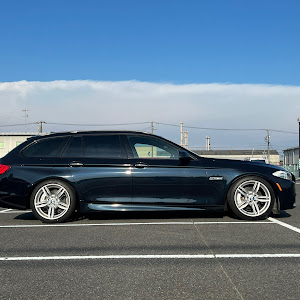 523i Touring M-Sport