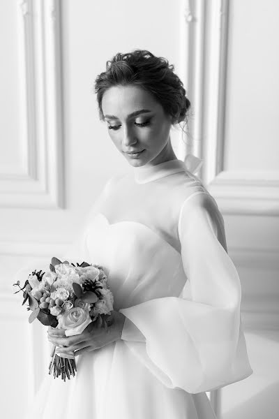 Fotograful de nuntă Oksana Vedmedskaya (vedmedskaya). Fotografia din 8 martie 2022
