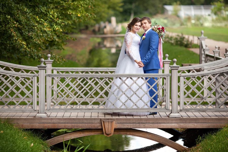 Fotografo di matrimoni Marina Frolova (wedding-fm). Foto del 3 dicembre 2016