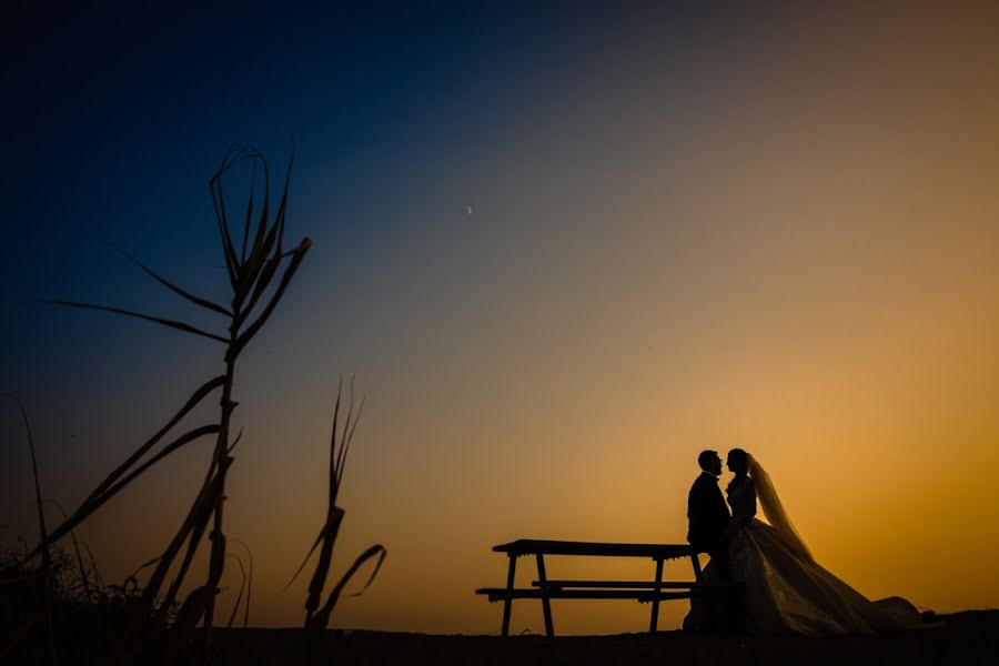 Wedding photographer Emre Nesli (emrenesli). Photo of 3 December 2020