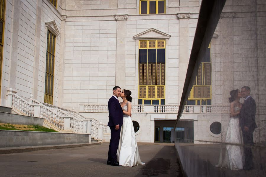 Fotógrafo de casamento Arshat Daniyarov (daniyararshat). Foto de 31 de outubro 2017