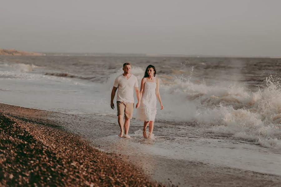 Fotografo di matrimoni Mariya Khuzina (khuzinam). Foto del 4 ottobre 2019