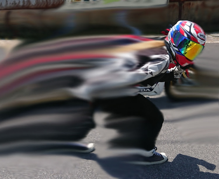 その他のCB750f・CBR1000RR・ツーリング・規制緩和だがもう少し気を付けように関するカスタム事例の投稿画像12枚目