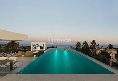 House with pool and terrace 5