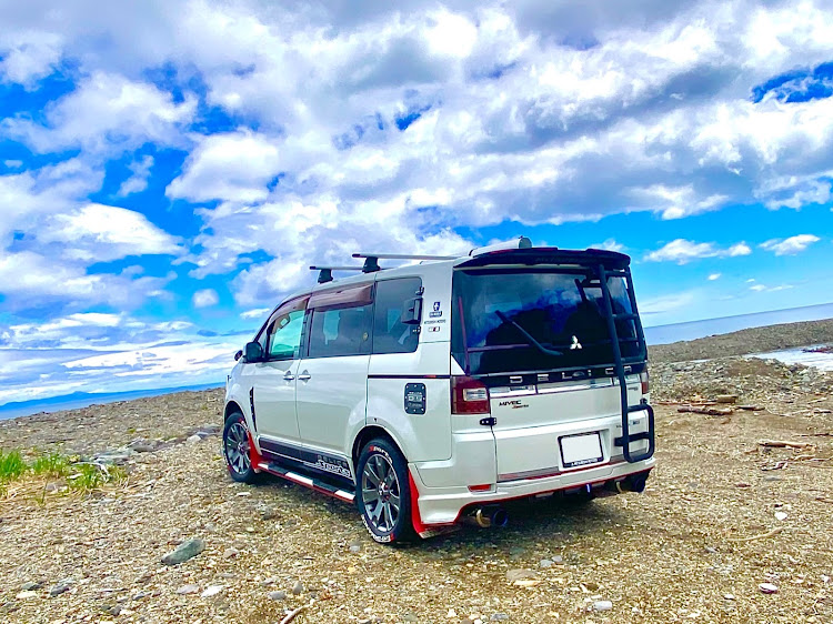 デリカD:5のDELICA Sports！・MODEL2025・斜め45度後方の美学・Tラインに関するカスタム事例の投稿画像5枚目