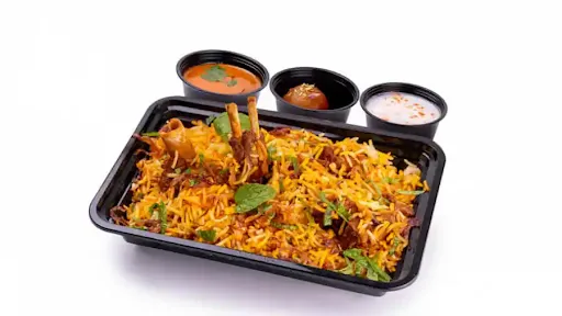 Hyderabadi Chicken Biryani [Bone Less]