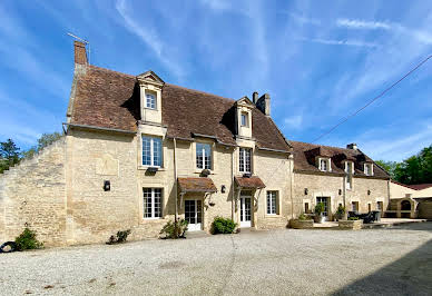 Seaside property with pool and garden 2