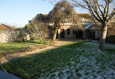 House with garden and terrace 2