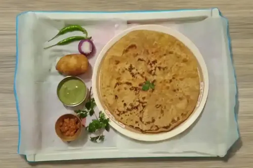 Aloo Pyaaj Tawa Paratha