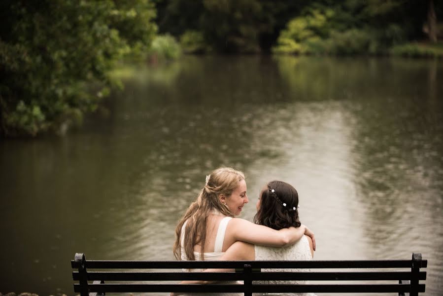 Fotografo di matrimoni Melanie Chitty (melaniechitty). Foto del 3 giugno 2019