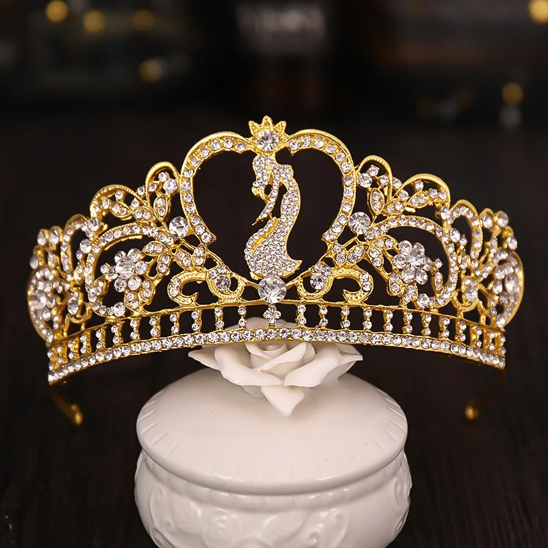 Corone Nuziali Diamond Crown Accessori Abiti da Sposa Eleganza Radiosa e Brillantezza Eccezionale per Spose Moderne e Raffinate