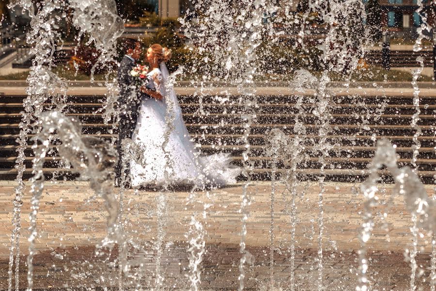 Fotógrafo de casamento Aleksey Gorbachev (lelikblr). Foto de 20 de agosto 2019