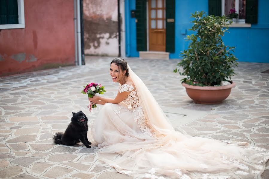 Fotógrafo de casamento Larisa Paschenko (laraphotographer). Foto de 25 de novembro 2018