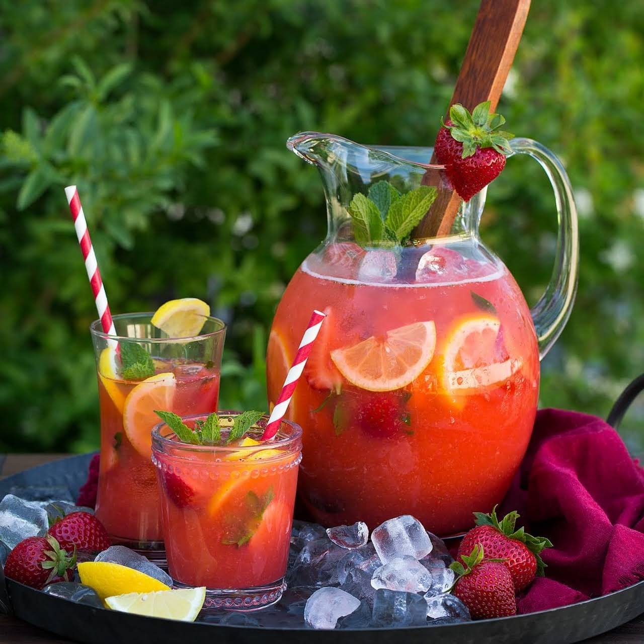 Stevia Sweetened Strawberry Lemonade