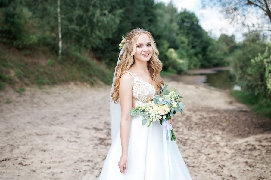 Wedding photographer Darya Carikova (tsarikova). Photo of 24 October 2018