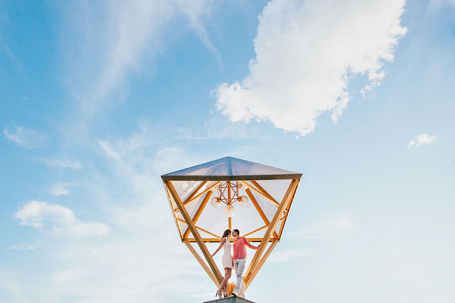 Wedding photographer Evgeniy Pilschikov (jenya). Photo of 16 April 2014