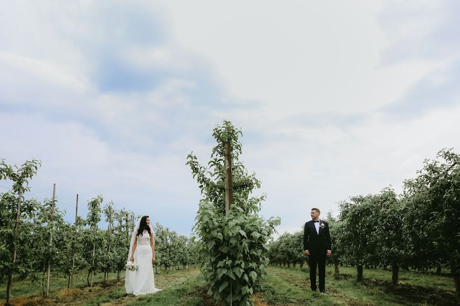 Fotógrafo de bodas Cristina And Filip (youngcreative). Foto del 27 de mayo 2019