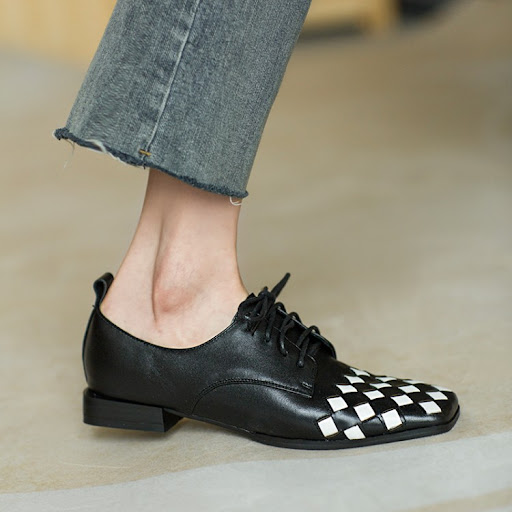 Title 3, British Retro Womens Shoes with Square Heel, S...