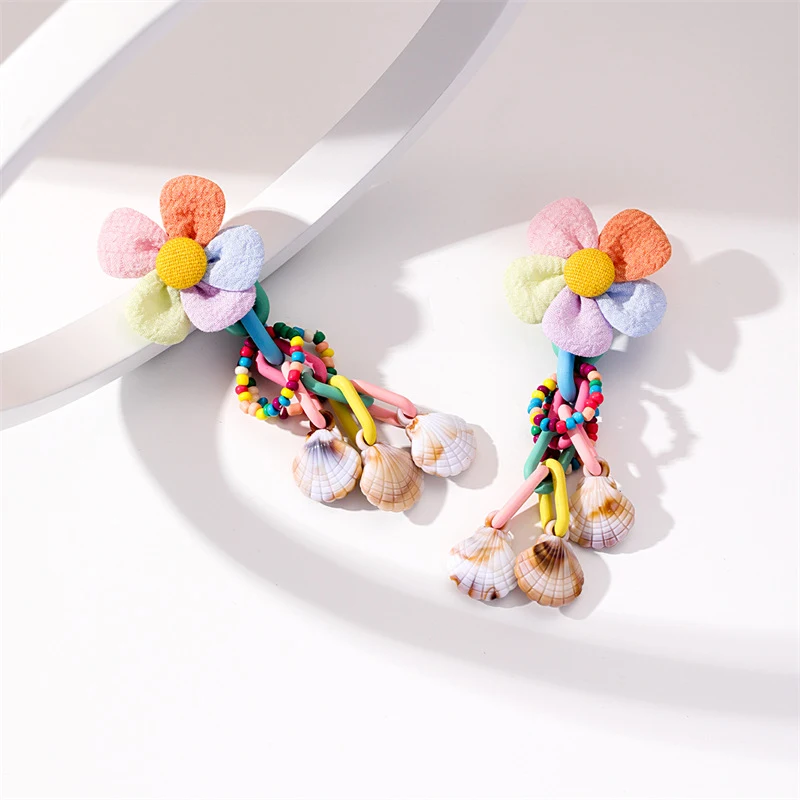 Boucles d'oreilles Premium Style Plage, Perles Fleurs, Coquillage Couleurs Bonbons, l'accessoire parfait pour un look estival et tendance.
