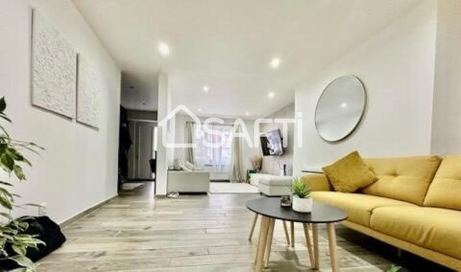 Vente maison 5 pièces 105 m² à Dechy (59187), 155 000 €