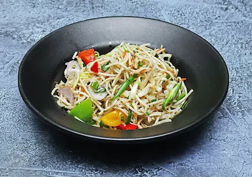 Veg Hakka Noodles