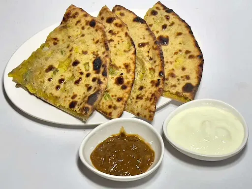 Aloo Pyaz Tawa Parantha