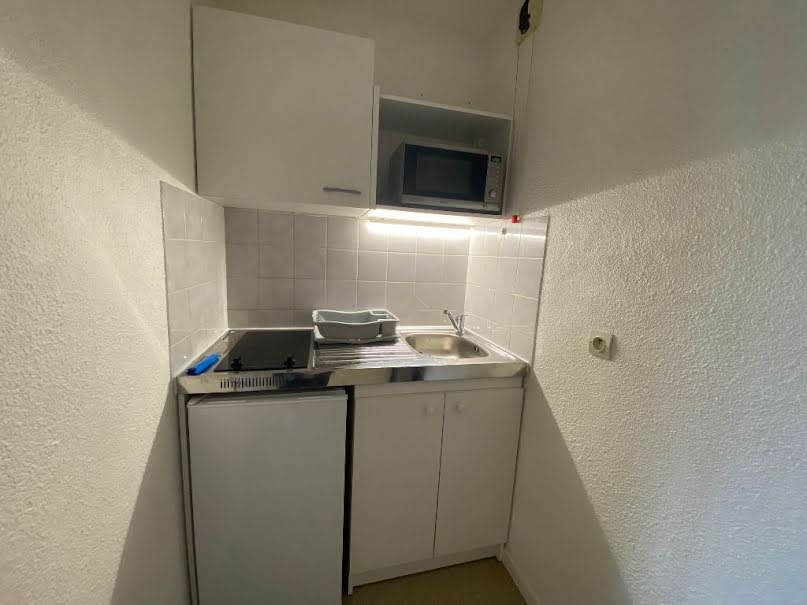 Location meublée appartement 1 pièce 19 m² à Saint-Jean-le-Blanc (45650), 350 €