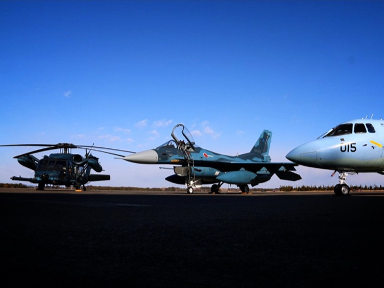 SLKのホイールショット・百里基地航空祭・茨城空港に関するカスタム事例の投稿画像6枚目