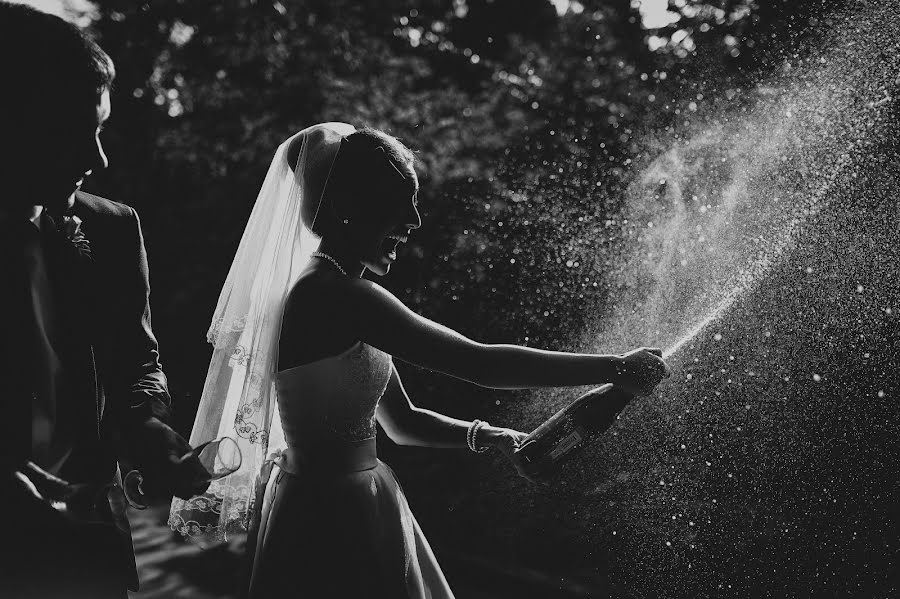 Fotógrafo de casamento Mikhail Galaburdin (mbillia). Foto de 22 de janeiro 2016