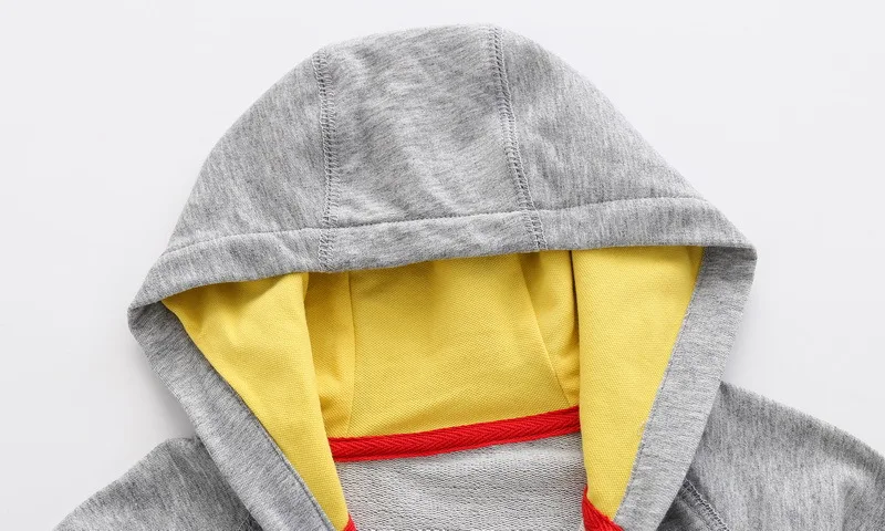 Jaqueta Tide Infantil para Bebês à Prova D'água e Respirável. Ideal para Proteção Contra o Clima e Conforto em Aventuras Diárias e Brincadeiras.