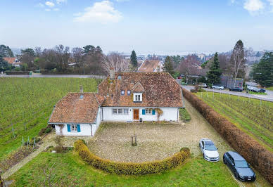 Maison avec piscine et jardin 3