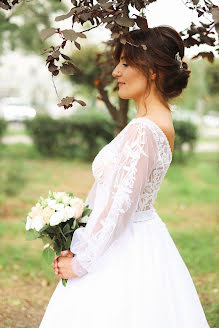 Wedding photographer Yuliya Dubina (yuliadybina). Photo of 4 April 2022