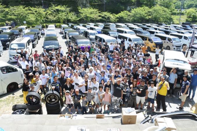 NV350キャラバンの第７回・CLUB350・キャラバン全国オフ・岐阜県瑞浪市化石公園・Body Lineに関するカスタム事例の投稿画像2枚目