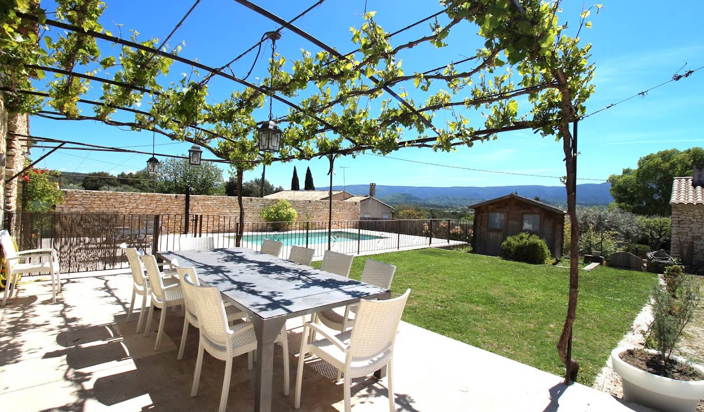 Maison avec piscine et jardin Gordes