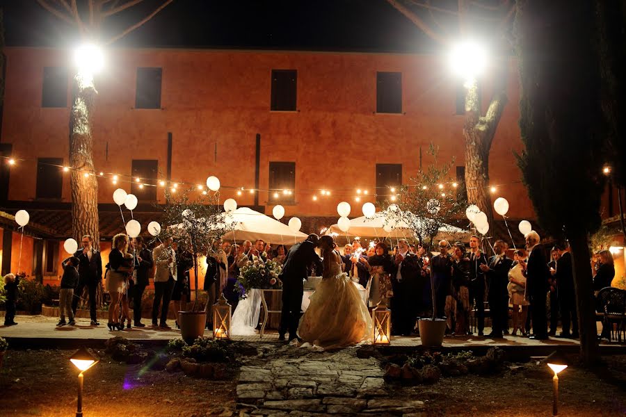 Fotógrafo de casamento Stefano Franceschini (franceschini). Foto de 17 de fevereiro 2018