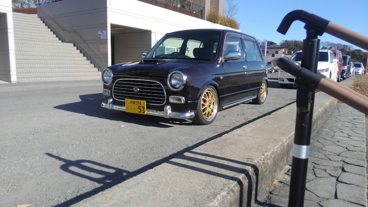 ミラジーノの友限会車　ポンコツさんが投稿したカスタム事例の投稿画像3枚目
