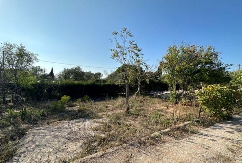  Vente Terrain à bâtir - 549m² à Puget-sur Argens (83480) 